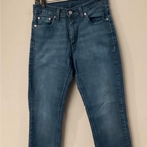 Levi’s Jeans in Size 30 and Length 27” - Preloved. - Picture 3 of 5